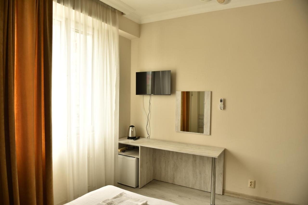 Prime Hotel Batumi Eksteriør bilde
